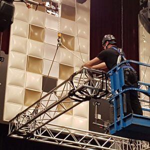 greage-spectacle-arena-formation-installation.jpg