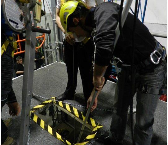 SAUVETAGE EXTÉRIEUR EN ESPACES CLOS - (8 h) course image