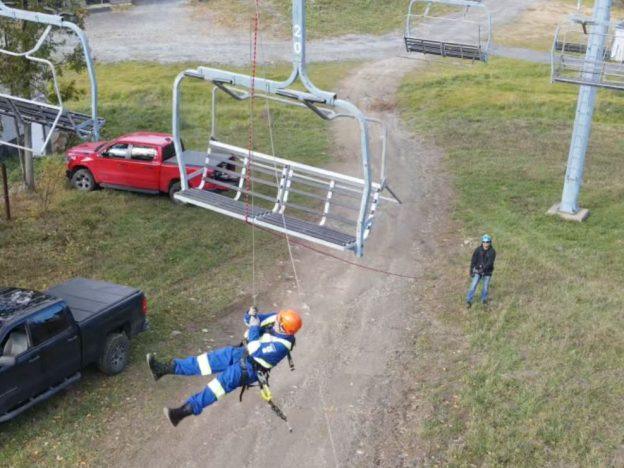 ÉVACUATION D'UNE REMONTÉE MÉCANIQUE - ROLLGLISS course image